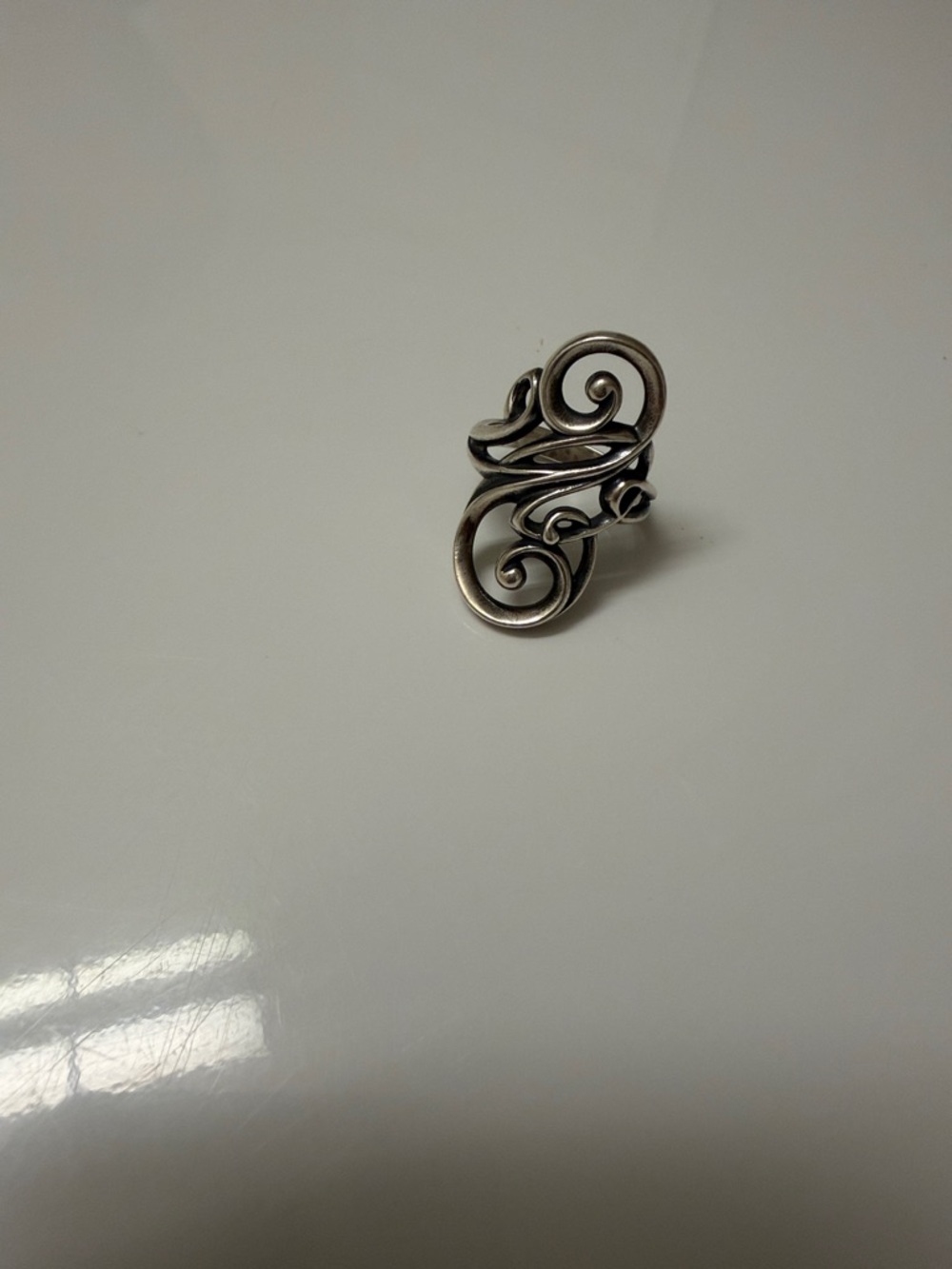 Retired James Avery 925 Silver Ring